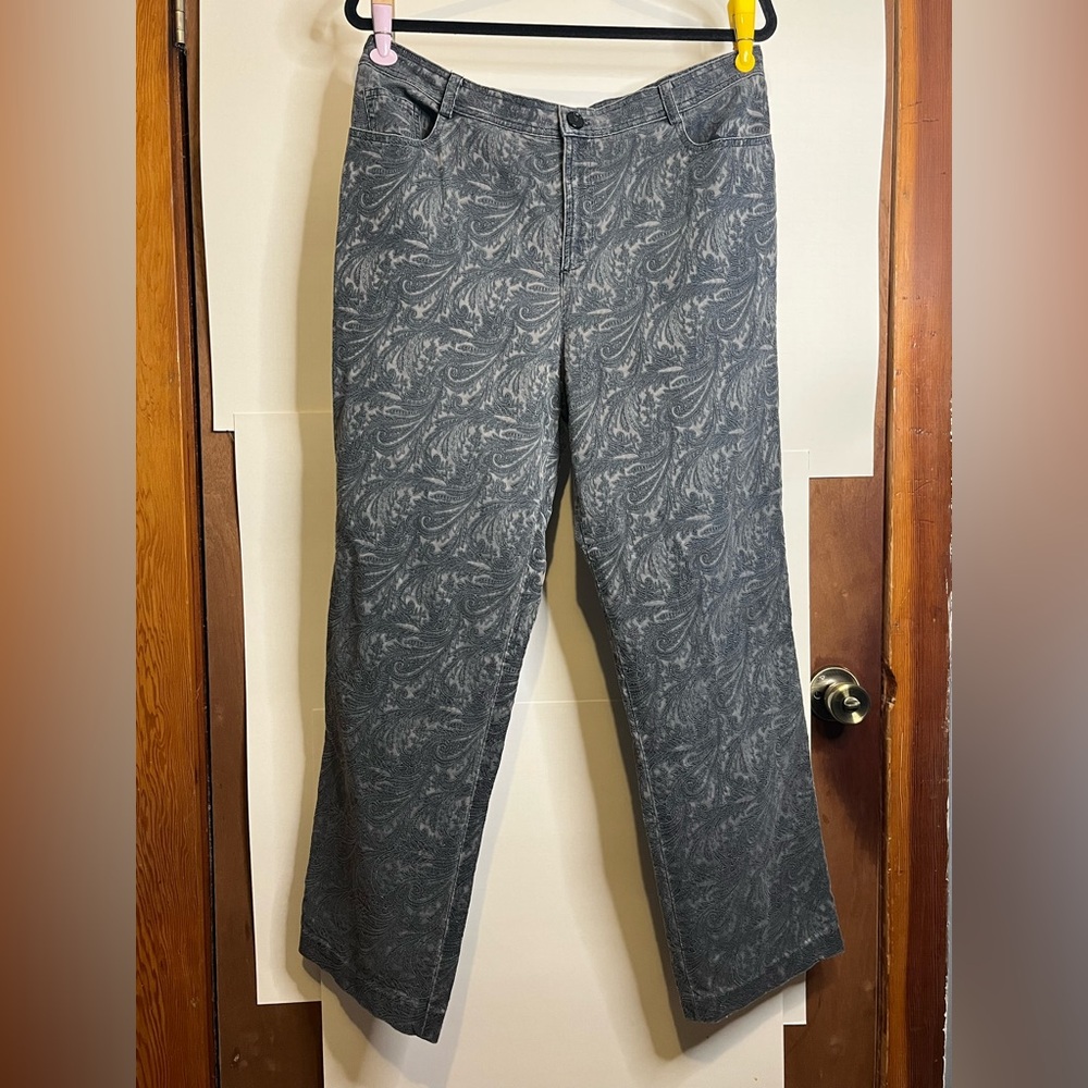 VTG Company Ellen Tracy Women’s Waist 34 Gray Textured Cotton Blend Pants